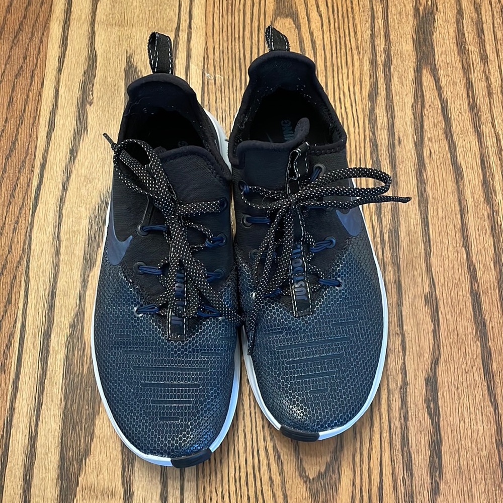 Nike TR 8 shoes